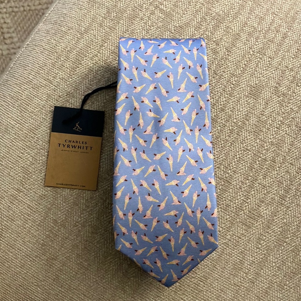 Charles Tyrwhitt Ice Cream Tie